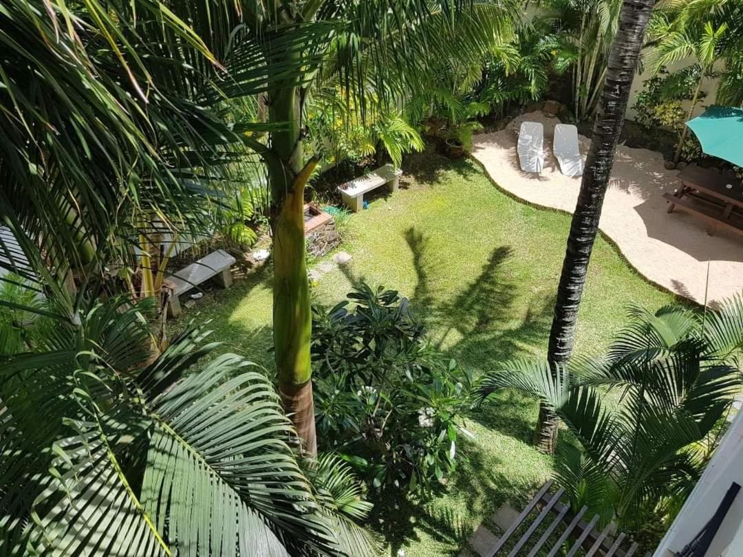 La Perla Holiday Apartments Pereybere Beach Exterior photo