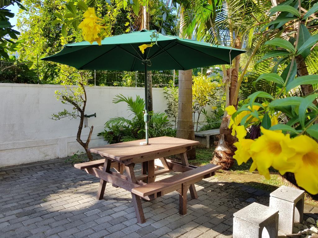 La Perla Holiday Apartments Pereybere Beach Exterior photo